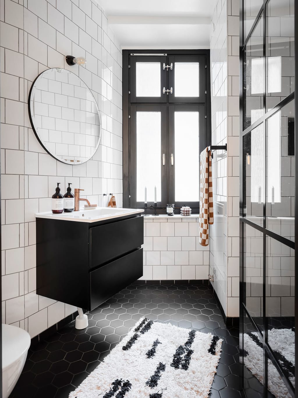 Hexagon Tile Bathroom Ideas