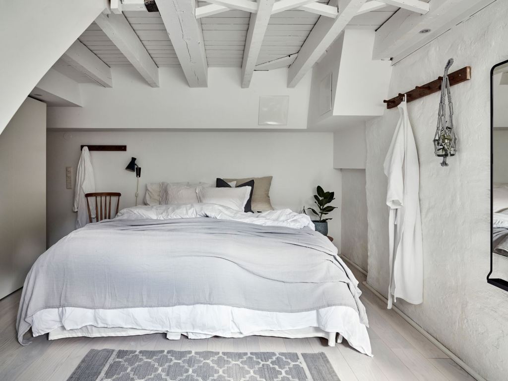 Bedroom with a touch of blue