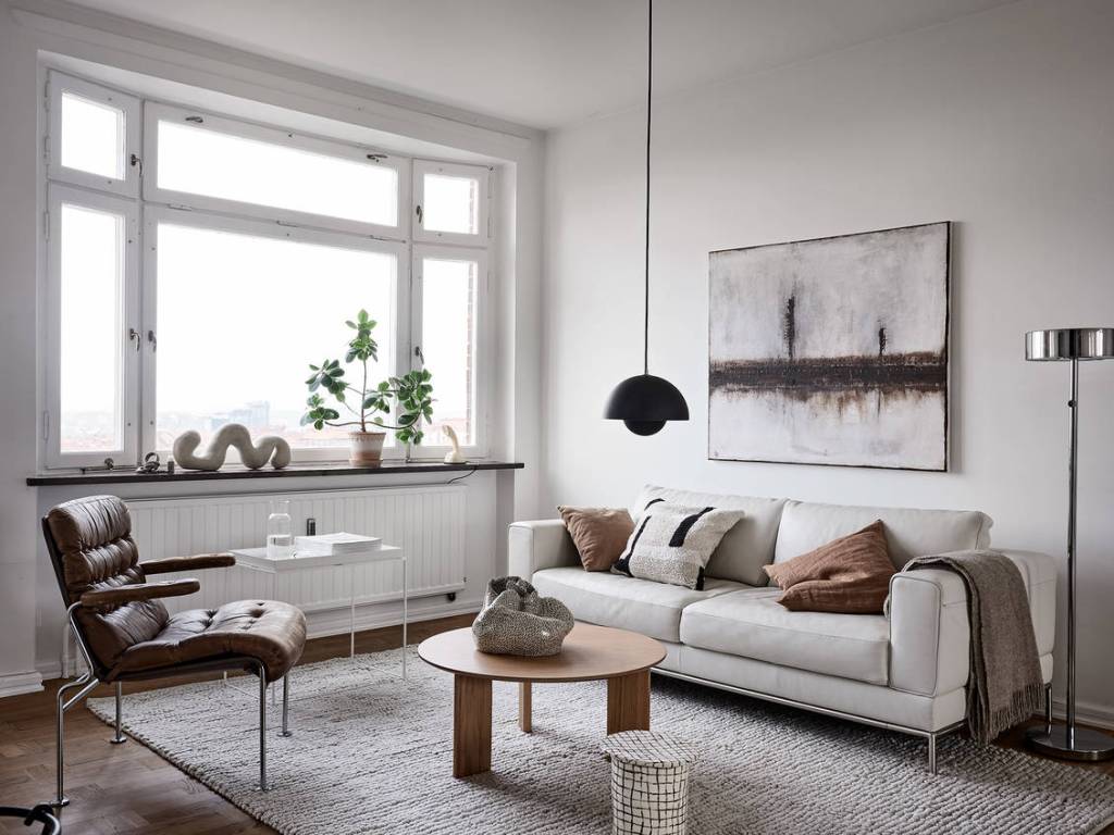 Natural home with art pieces