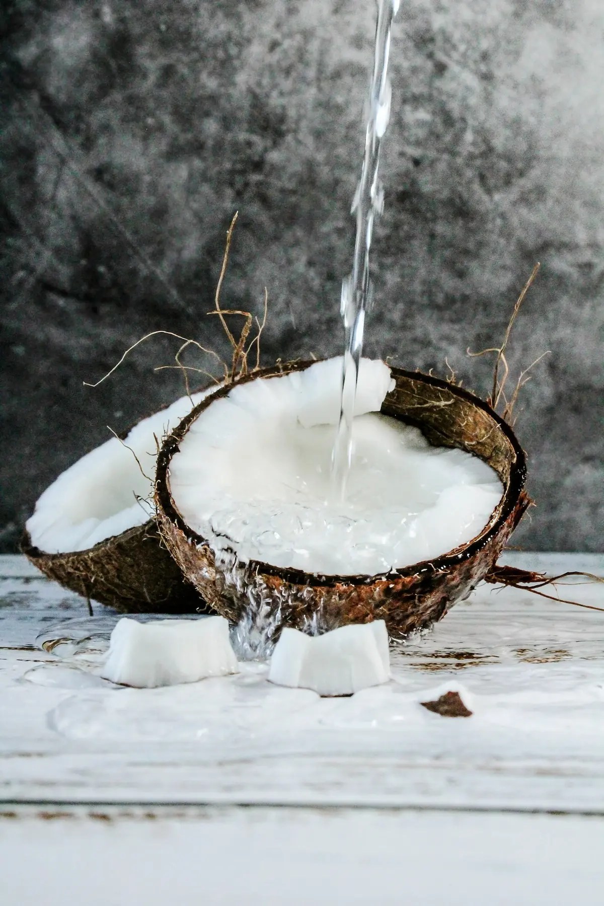 Easy Coconut Oil Lube Recipe For A Sexy Time In Bed