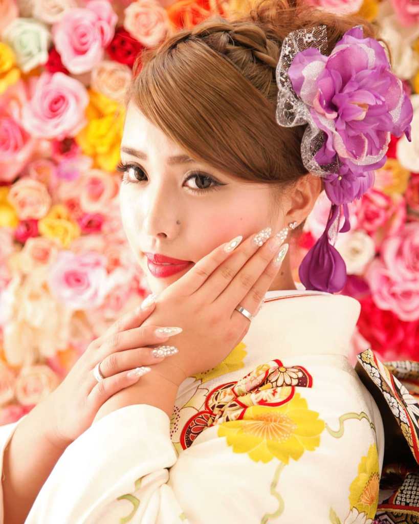 成人式の髪型×ミディアム|丸顔を小顔に見せる前髪は?振袖のアレンジ10選!