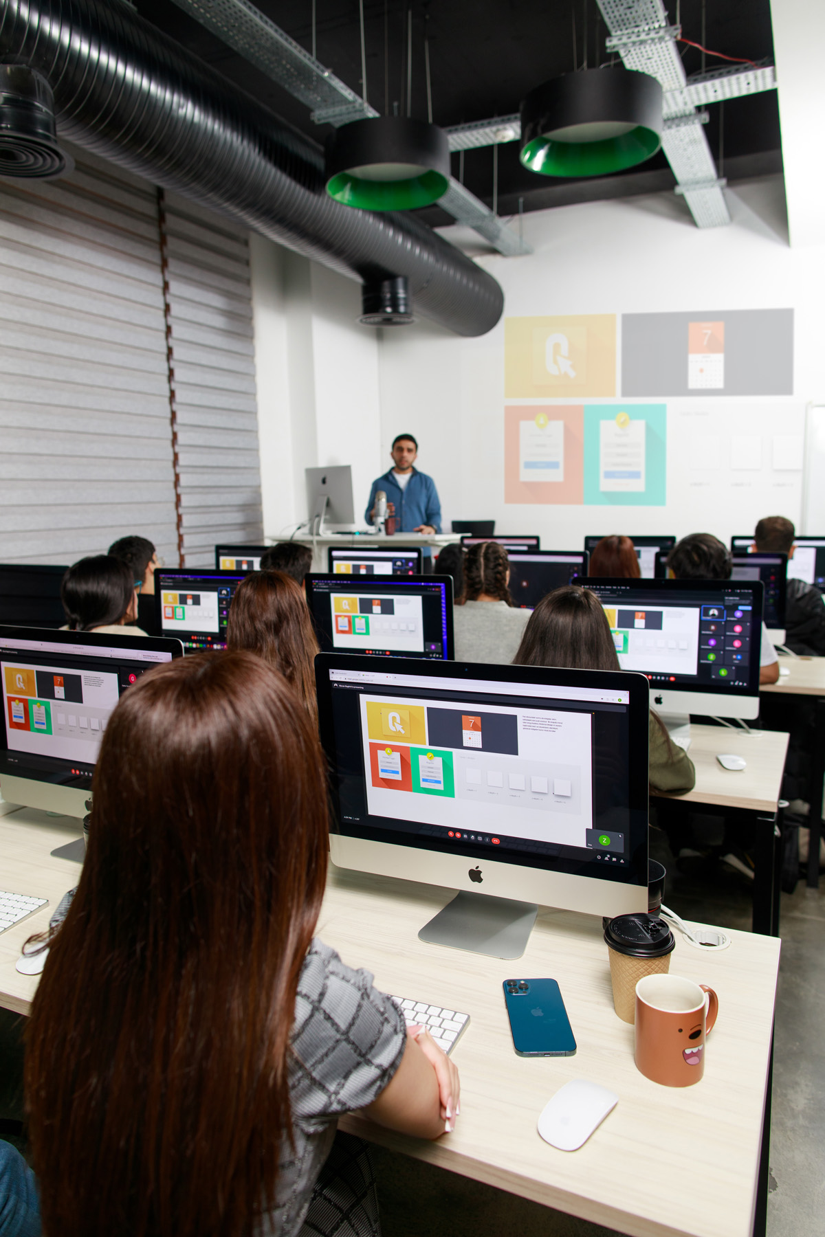 Qrafik və Veb Dizayn Code Academy