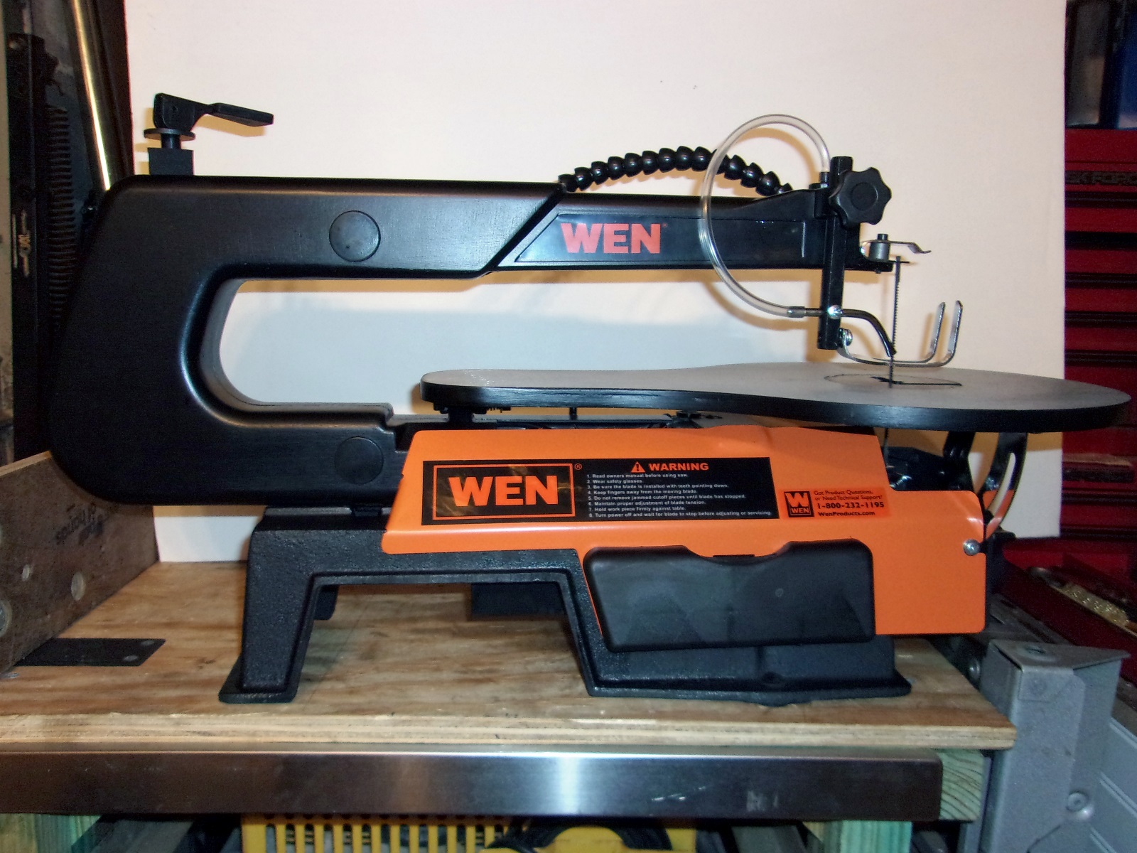 Unboxing the WEN 3920 Scroll Saw