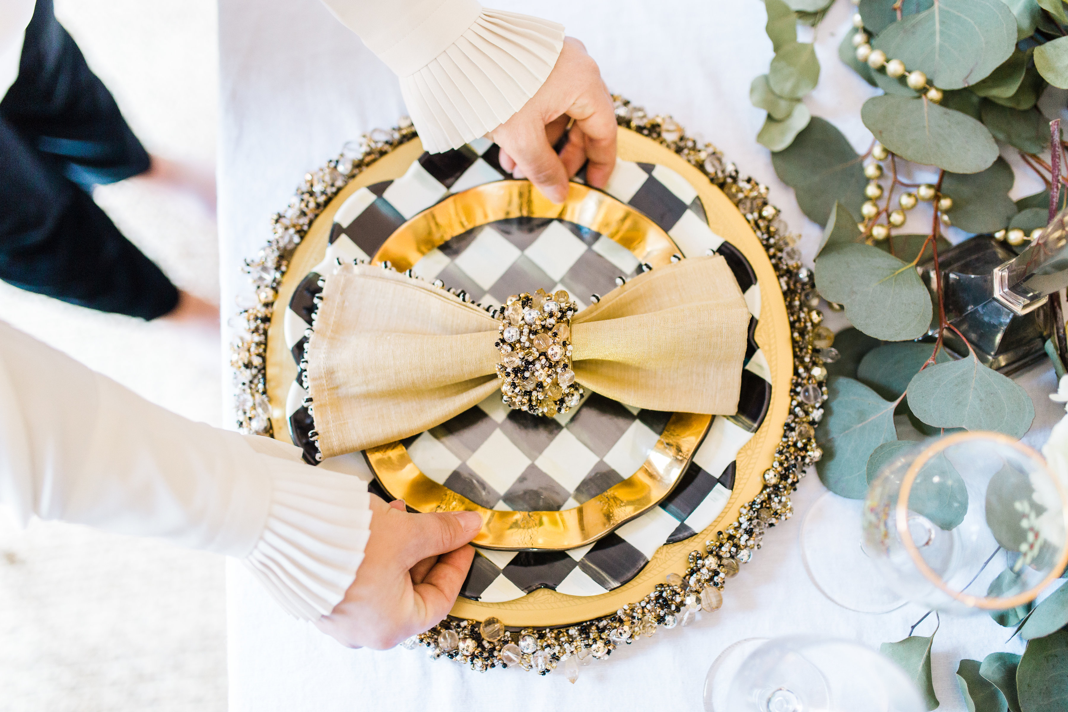 How to Mix and Match Plates Coffee Beans and Bobby Pins