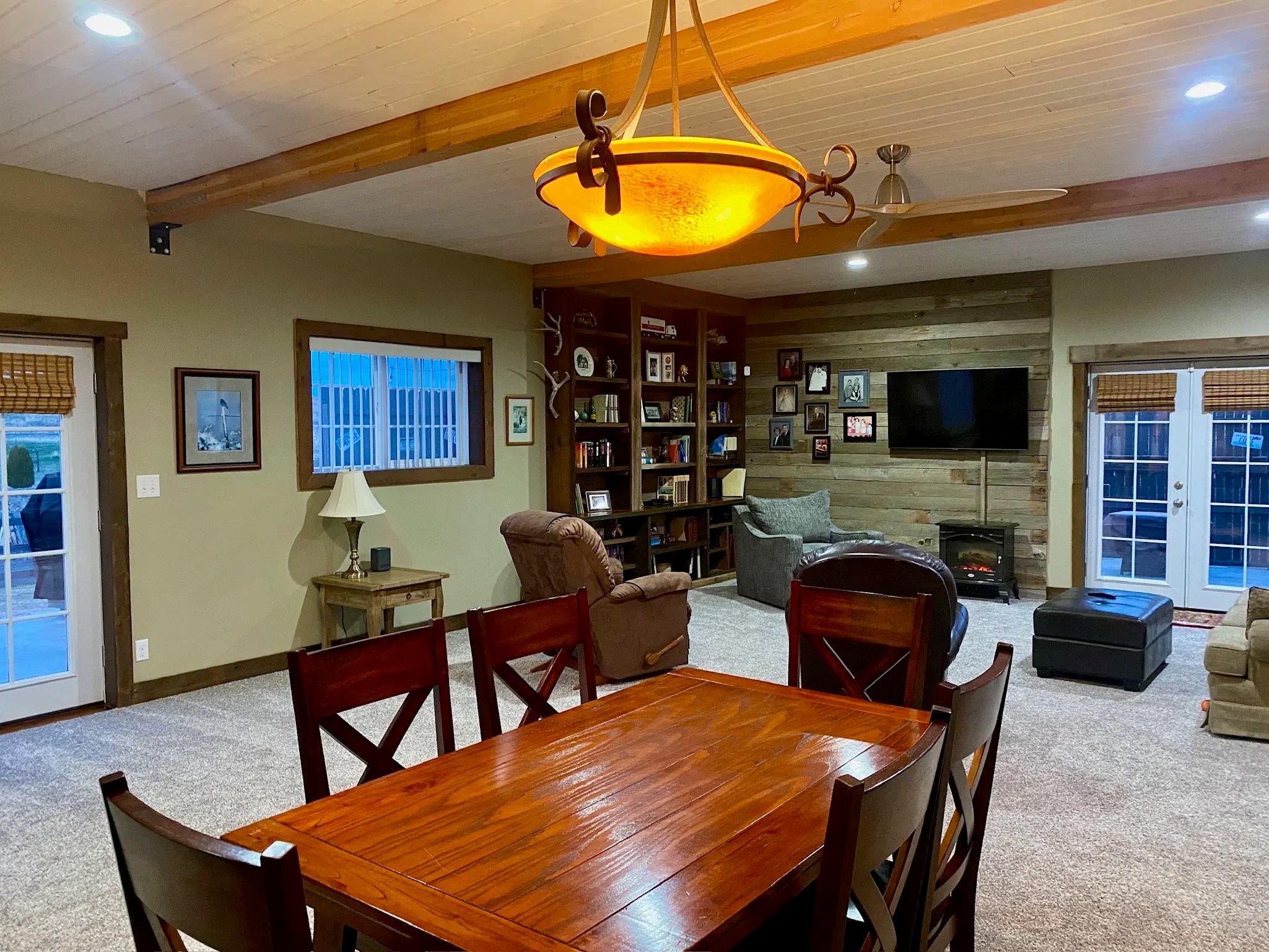 PENDING10 E Chestnut St, Almira Coffman Properties