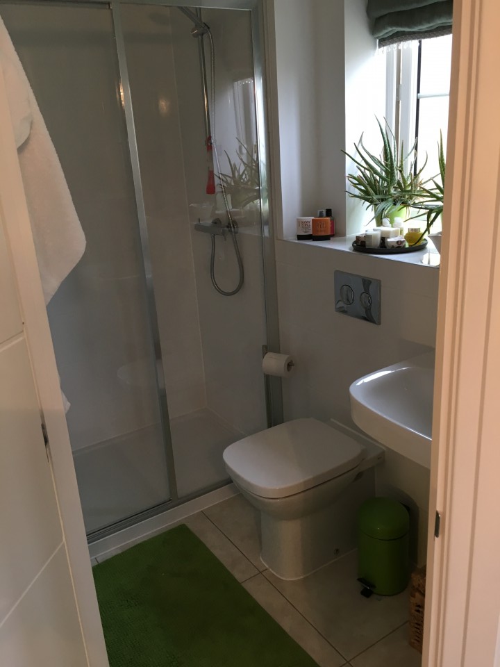 Room for rent in Bampton, Oxfordshire, United Kingdom 4 bed house