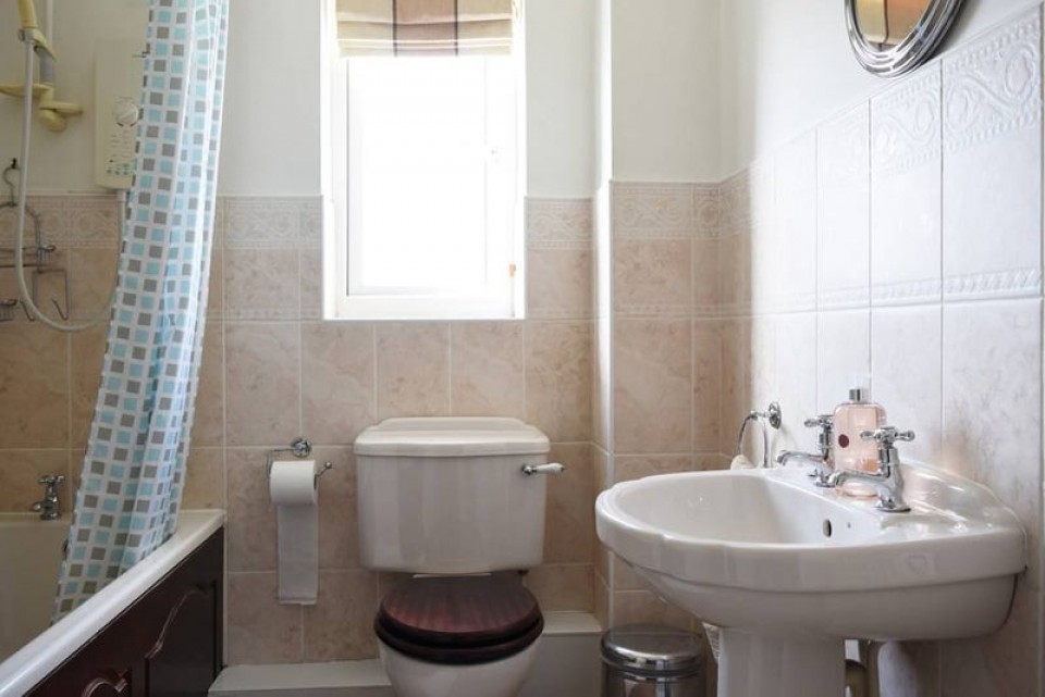 Room for rent in Birmingham B24 0NJ house share 7940