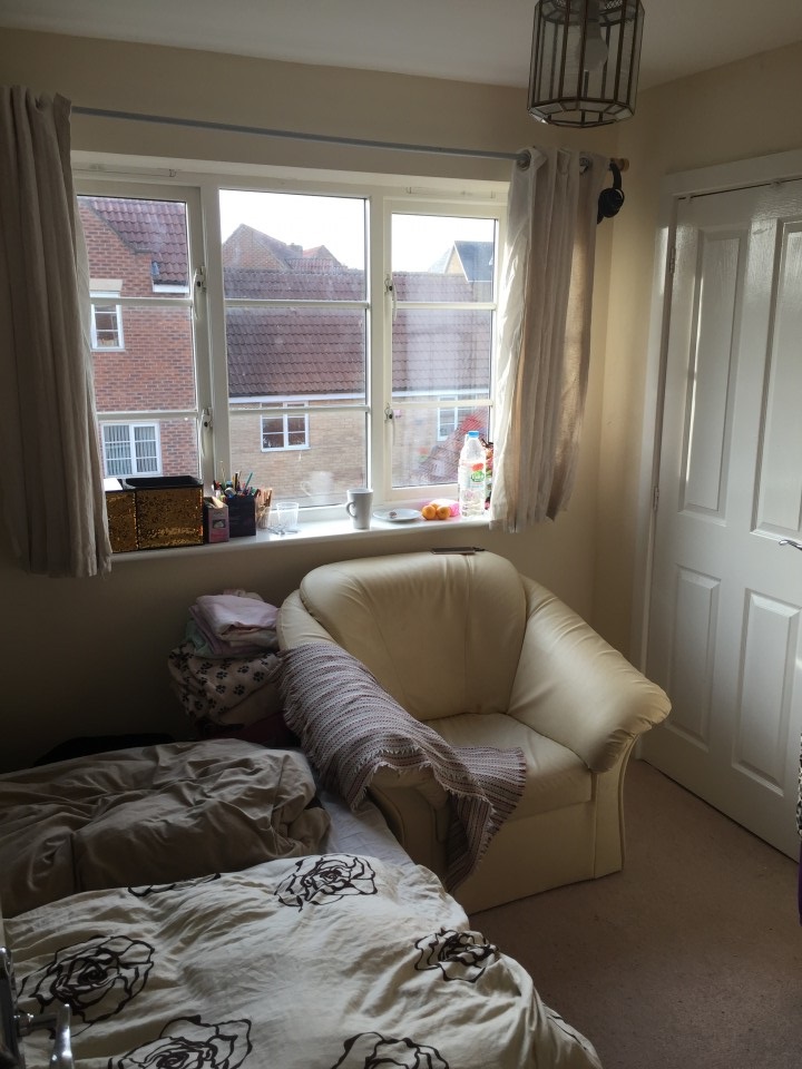 Room for rent in Milton Keynes house share