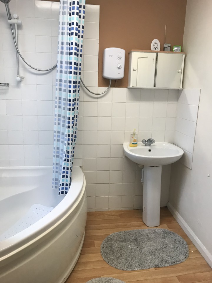 Room for rent in Folkestone house share 8389