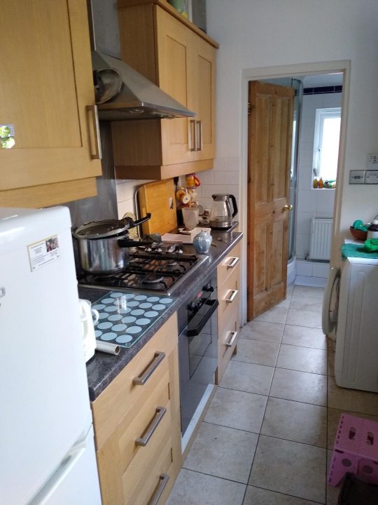 Room for rent in Kingston upon Thames KT1 1UJ house share 53055