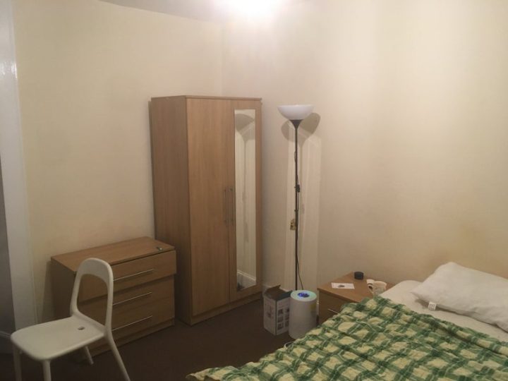 Room for rent in Glasgow G12 house share 115172