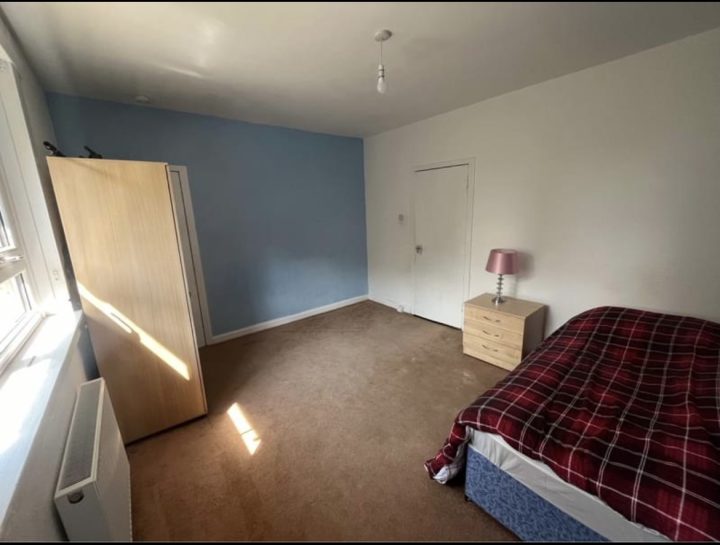 Room for rent in G64 1PJ house share 140612