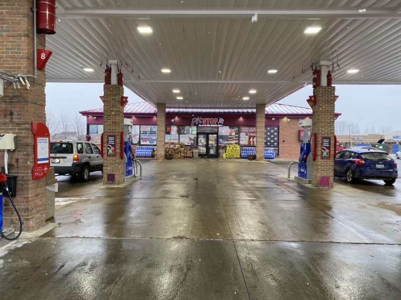 Bitcoin ATM in Mobil Pitstop Gas Station