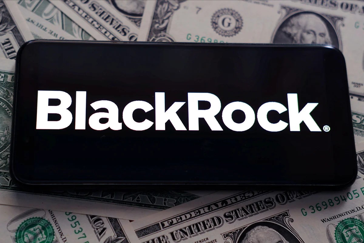 BlackRock Seeks SEC Approval to Stake Ethereum in ETHA Fund