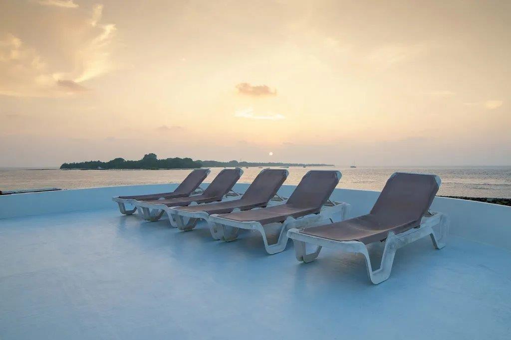 Orca Cokes Surf Camp Maldives