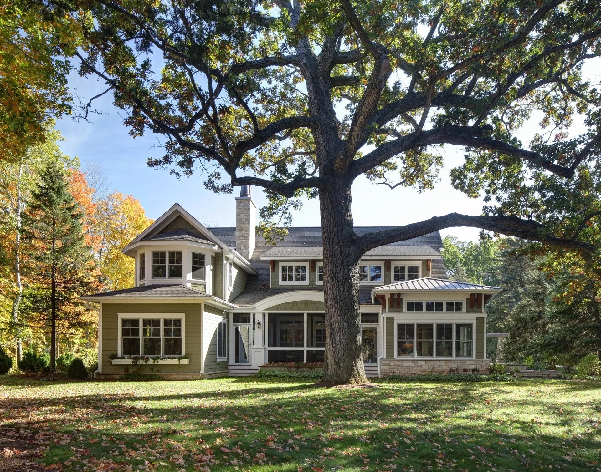 Luxury Home Builders Portfolio of Custom Lake Homes Colby Construction