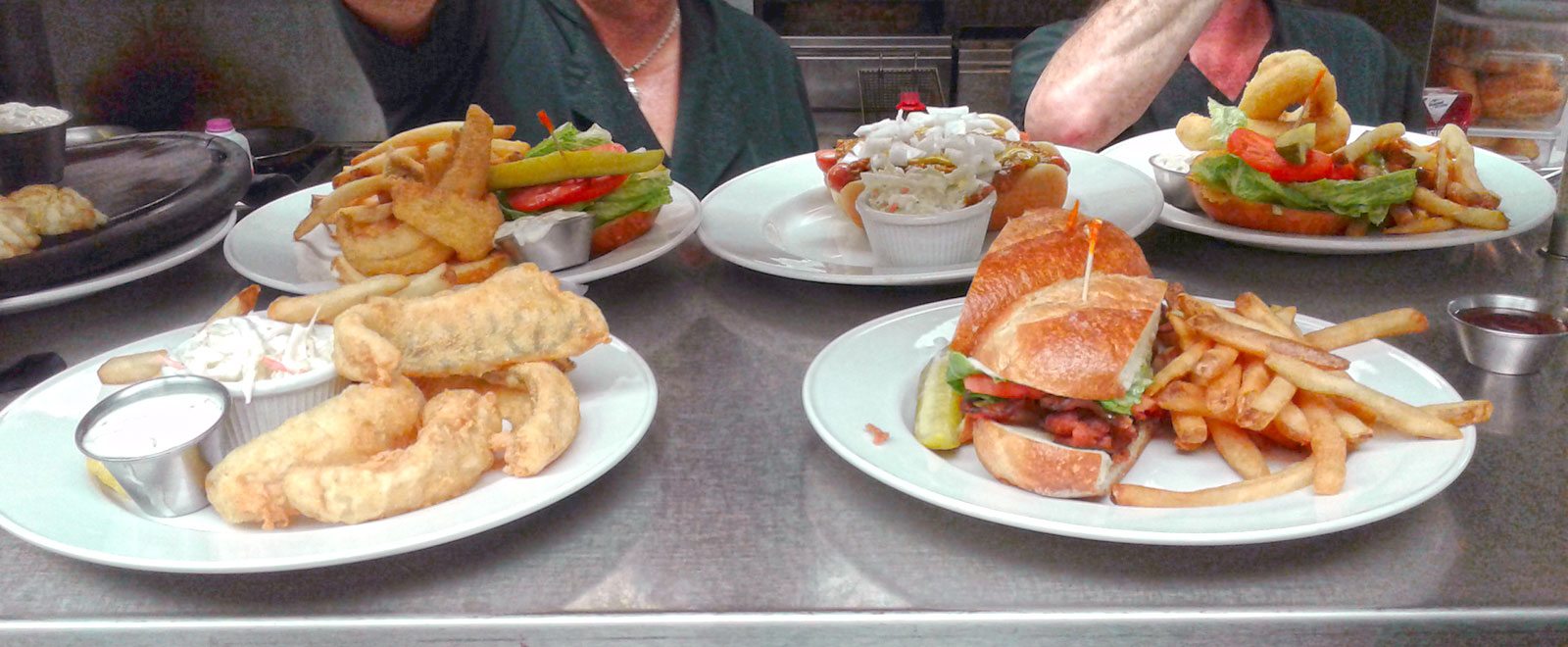 Cold Creek Restaurant Restaurant, Lounge & Sports Bar Beulah MI