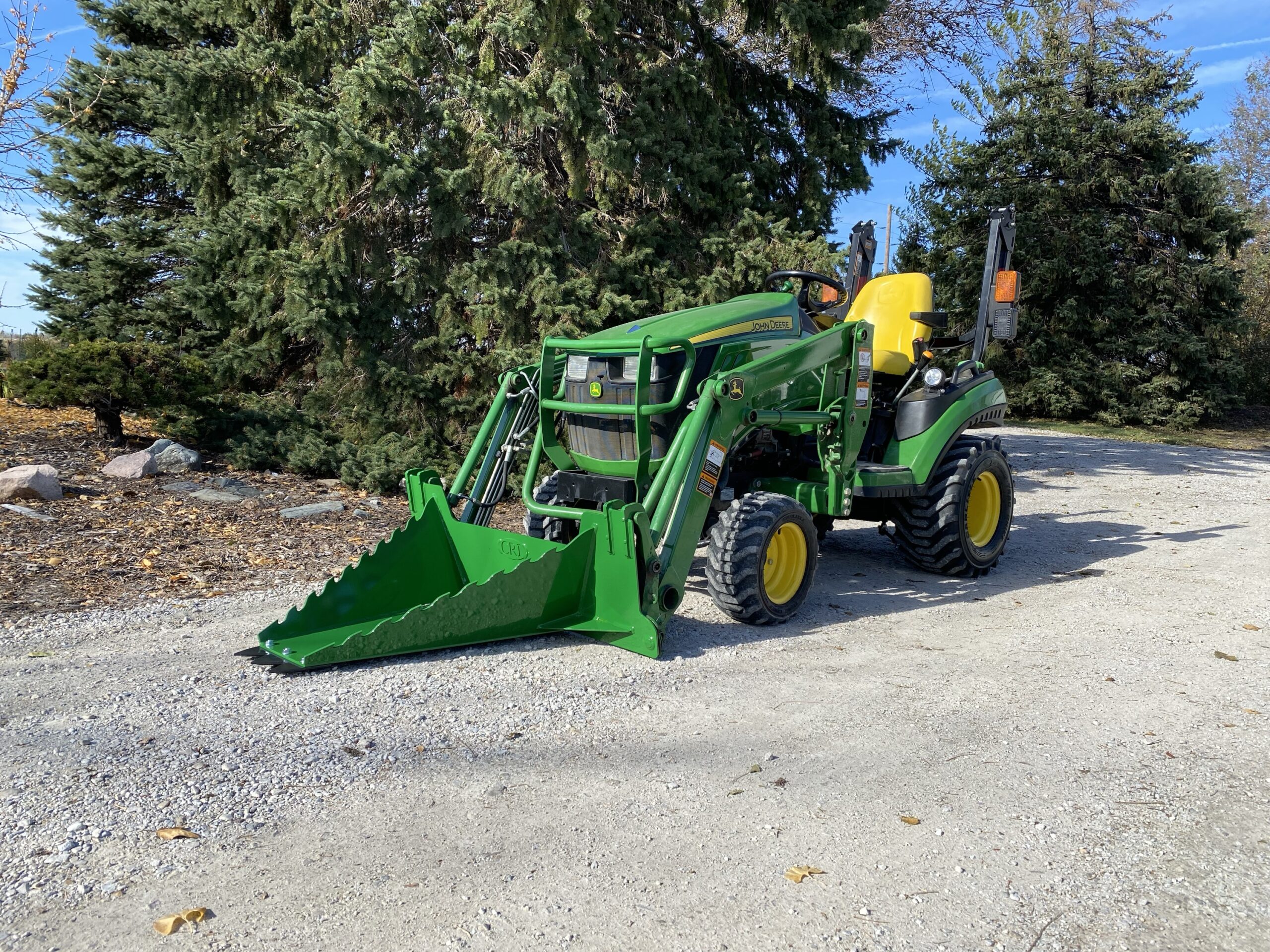 CRI John Deere Stump Bucket 12 Series 32″ Cold Roll Industrial