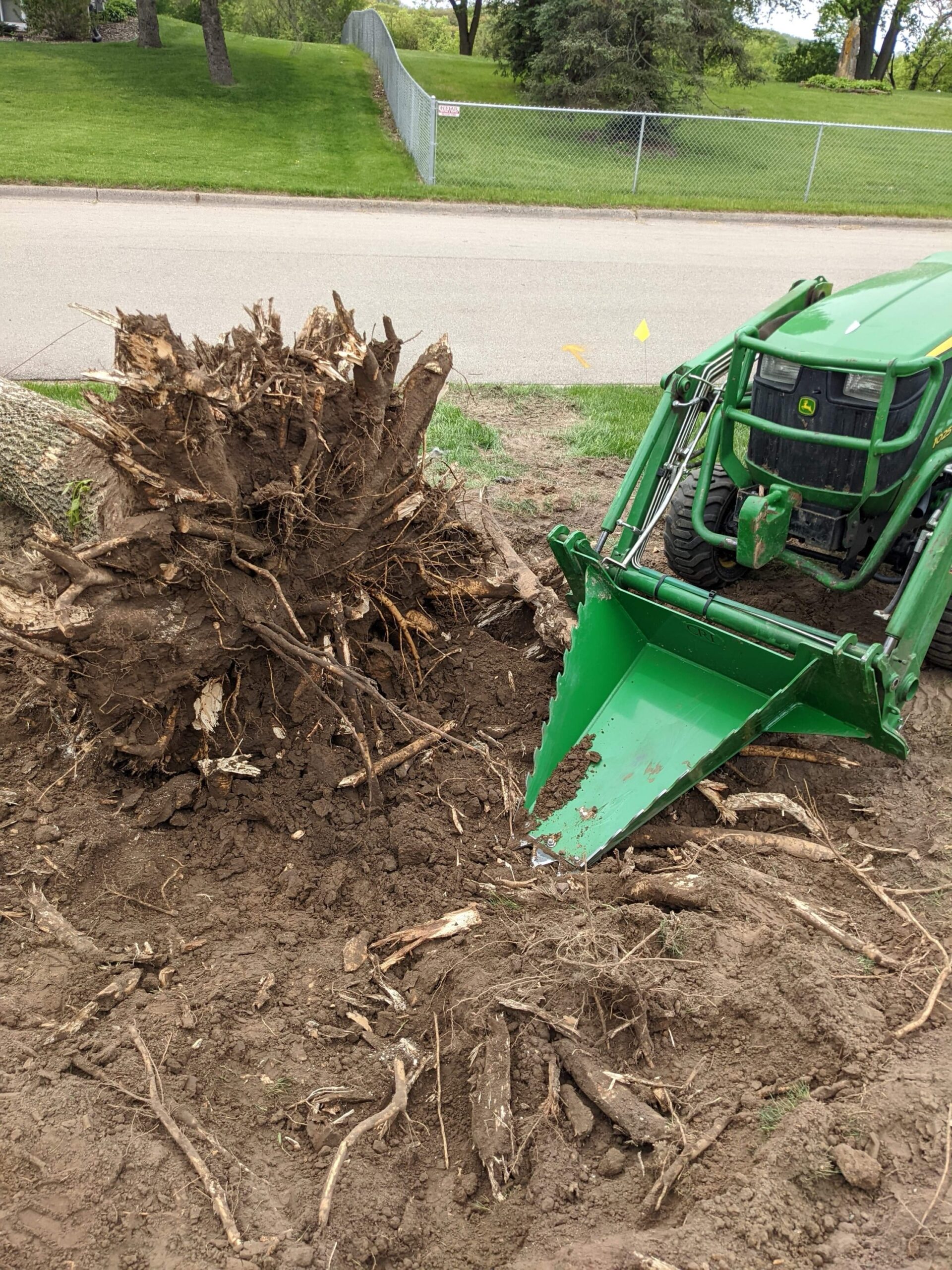 CRI John Deere Stump Bucket 12 Series 32″ Cold Roll Industrial
