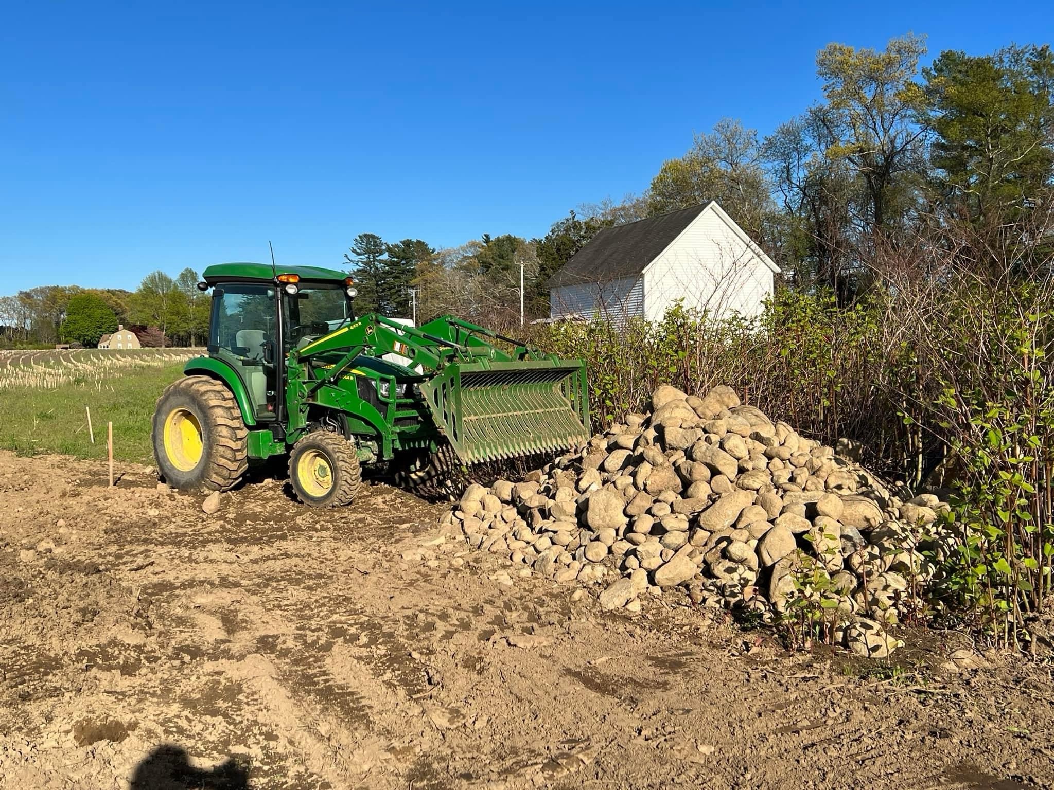 CRI 34 Series Deere Rock Bucket 60″72″ Cold Roll Industrial