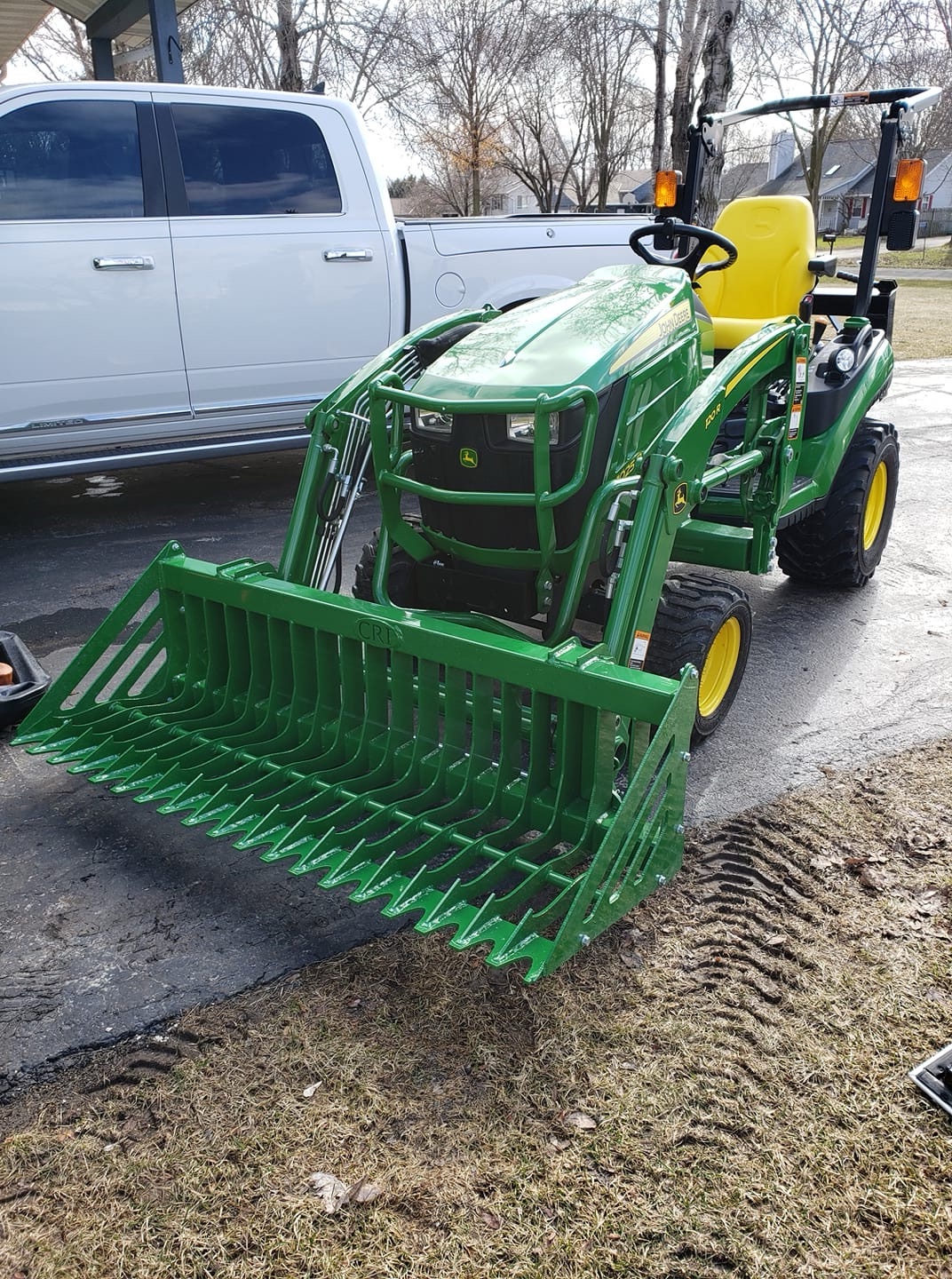 CRI 12 Series Deere Rock Bucket 54″66″ Cold Roll Industrial