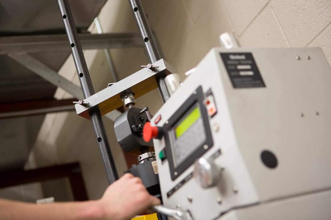 Automotive Body and Structures Coldwater Machine