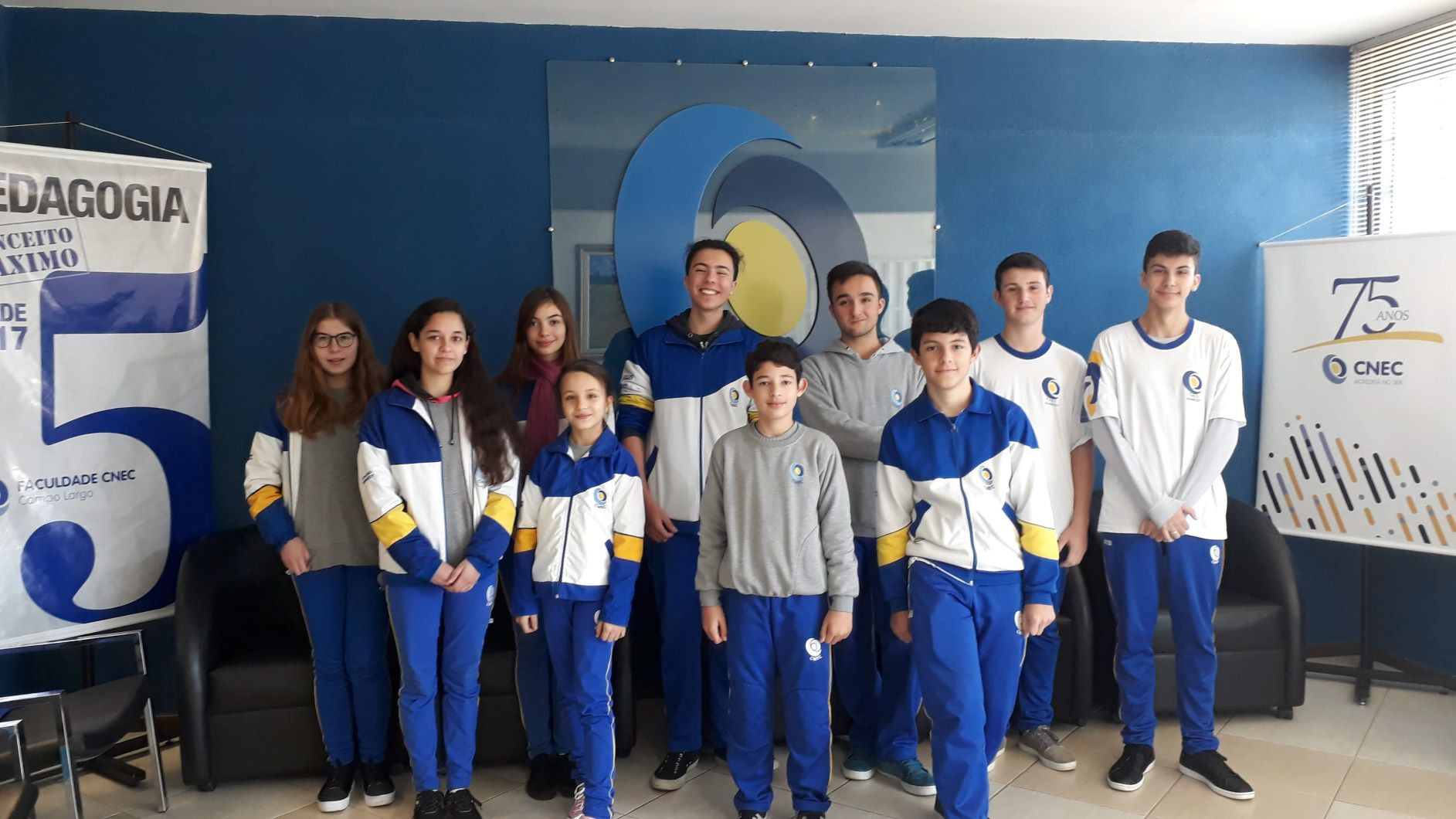 Colégios CNEC