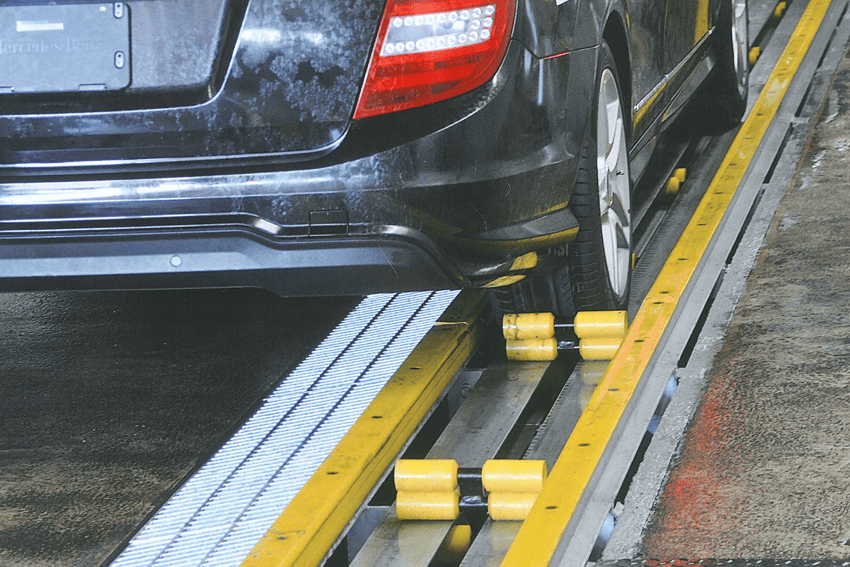 Conveyors & Correlators Coleman Hanna Carwash Systems