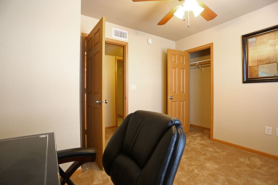 Coles Crossing Apartments Slate