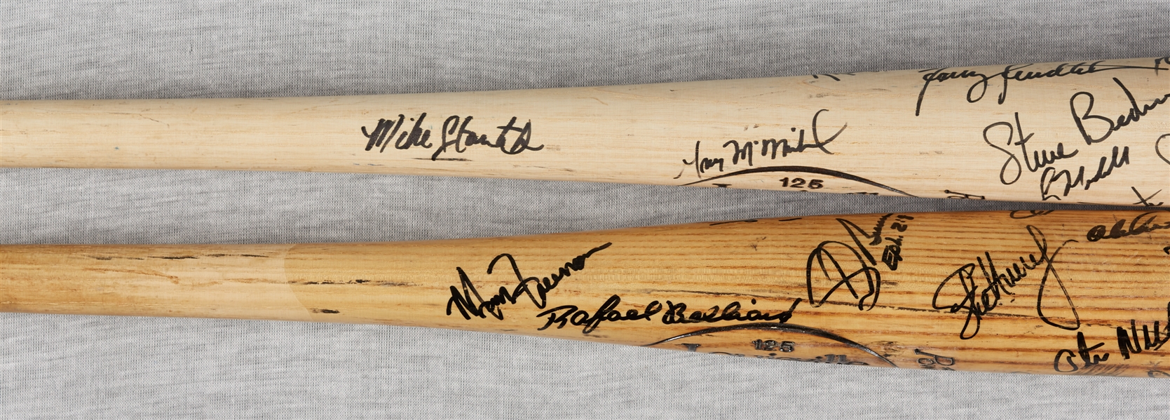 Lot Detail 1992 & 1993 Atlanta Braves TeamSigned Bats Pair (2)
