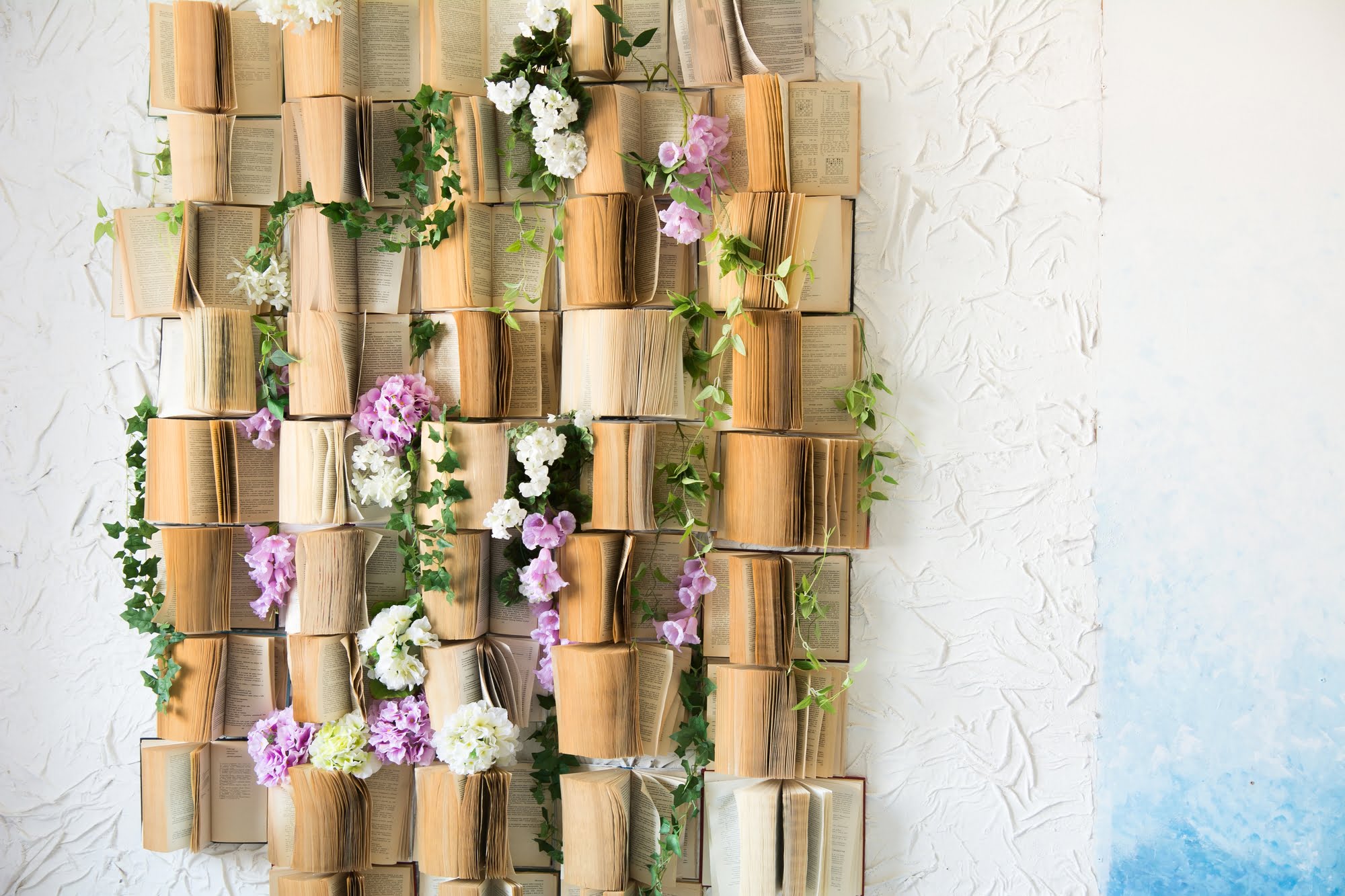 How to Decorate Bookshelves with Plants? (30 Ideas) Collection a day