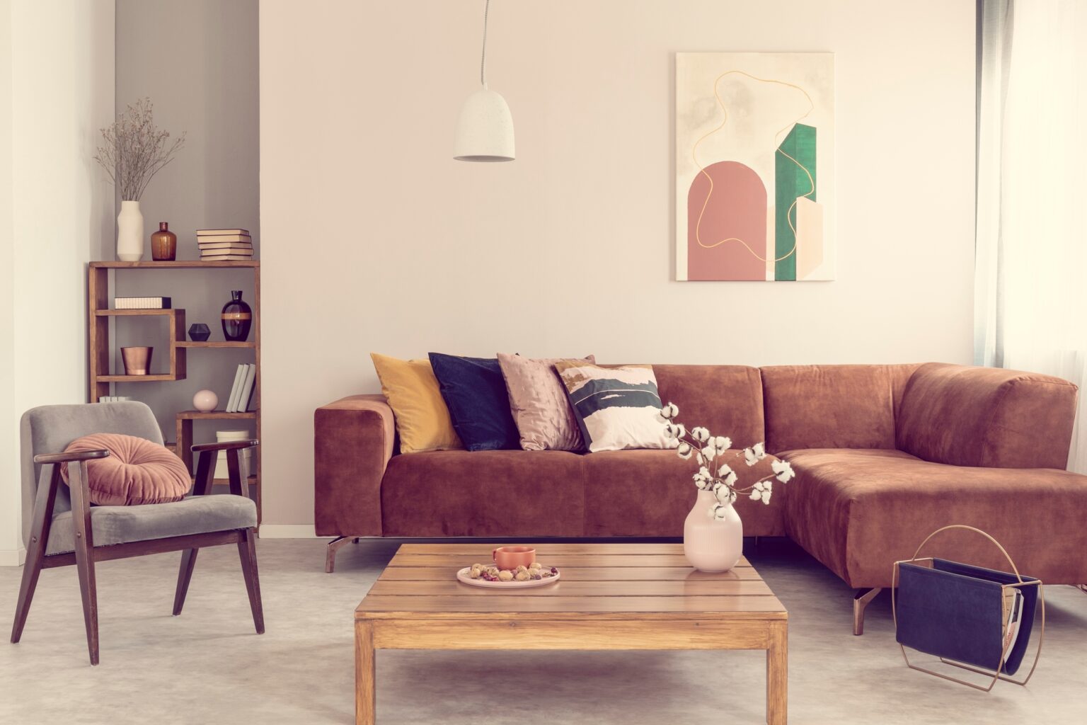 What Color Walls Go With a Brown Sofa? (31 Ideas With Pictures