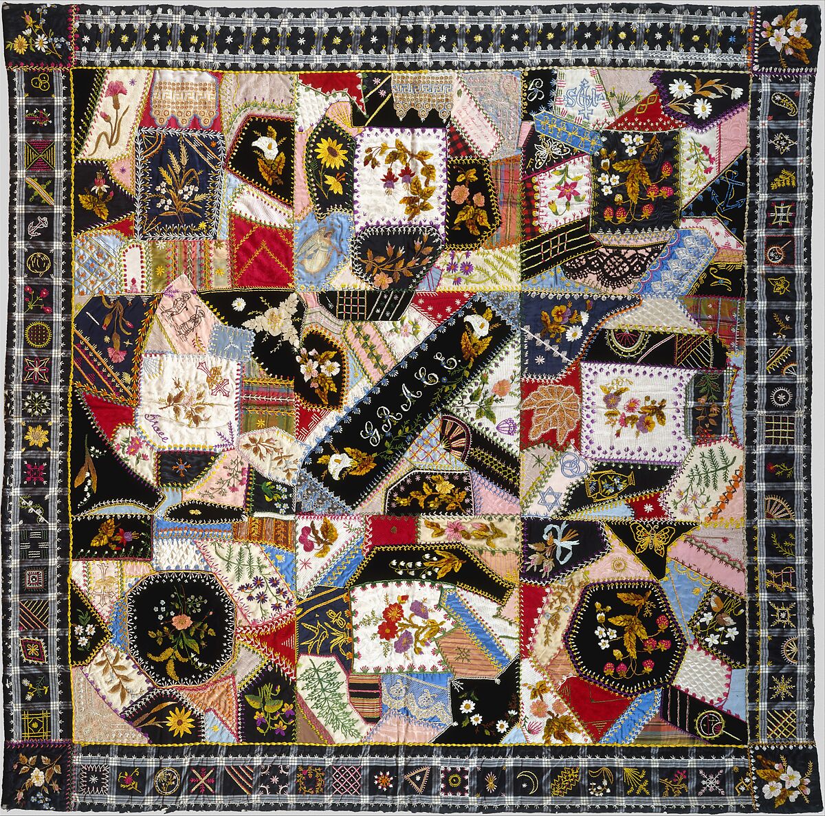 Tamar Horton Harris North Quilt (or decorative throw), Crazy pattern