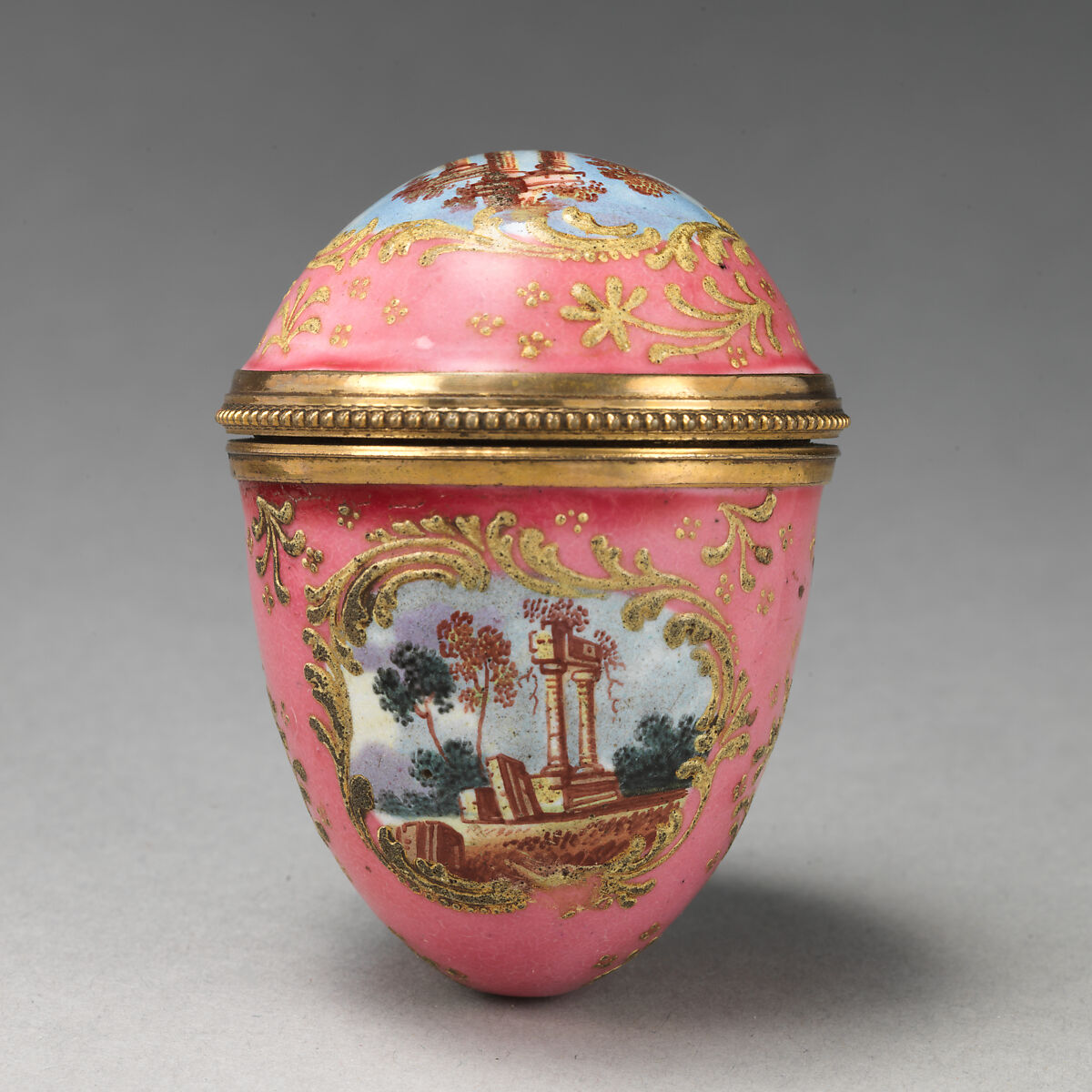 Thimble case British, Staffordshire The Metropolitan Museum of Art