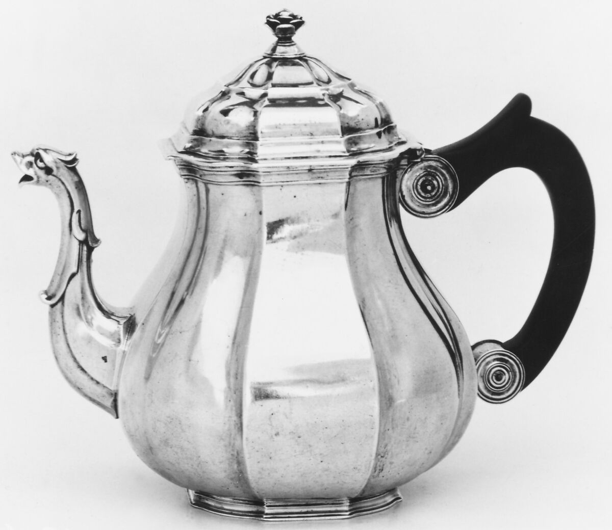 JeanMartin Winoc Du Moulin Teapot French, Bergues (Lille Mint