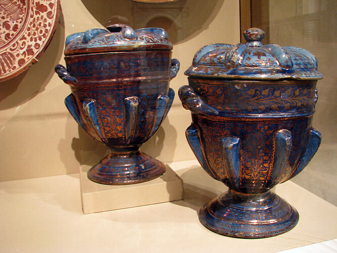 Vase with cover Spanish, Valencia The Metropolitan Museum of Art