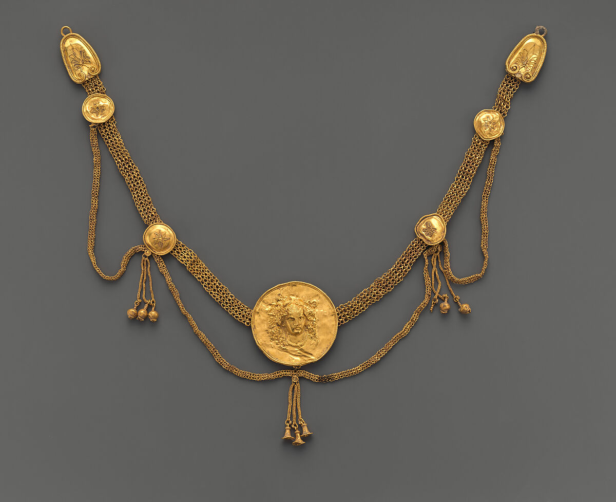 Gold necklace Greek, South Italian, Tarentine Early Hellenistic The Metropolitan Museum of Art