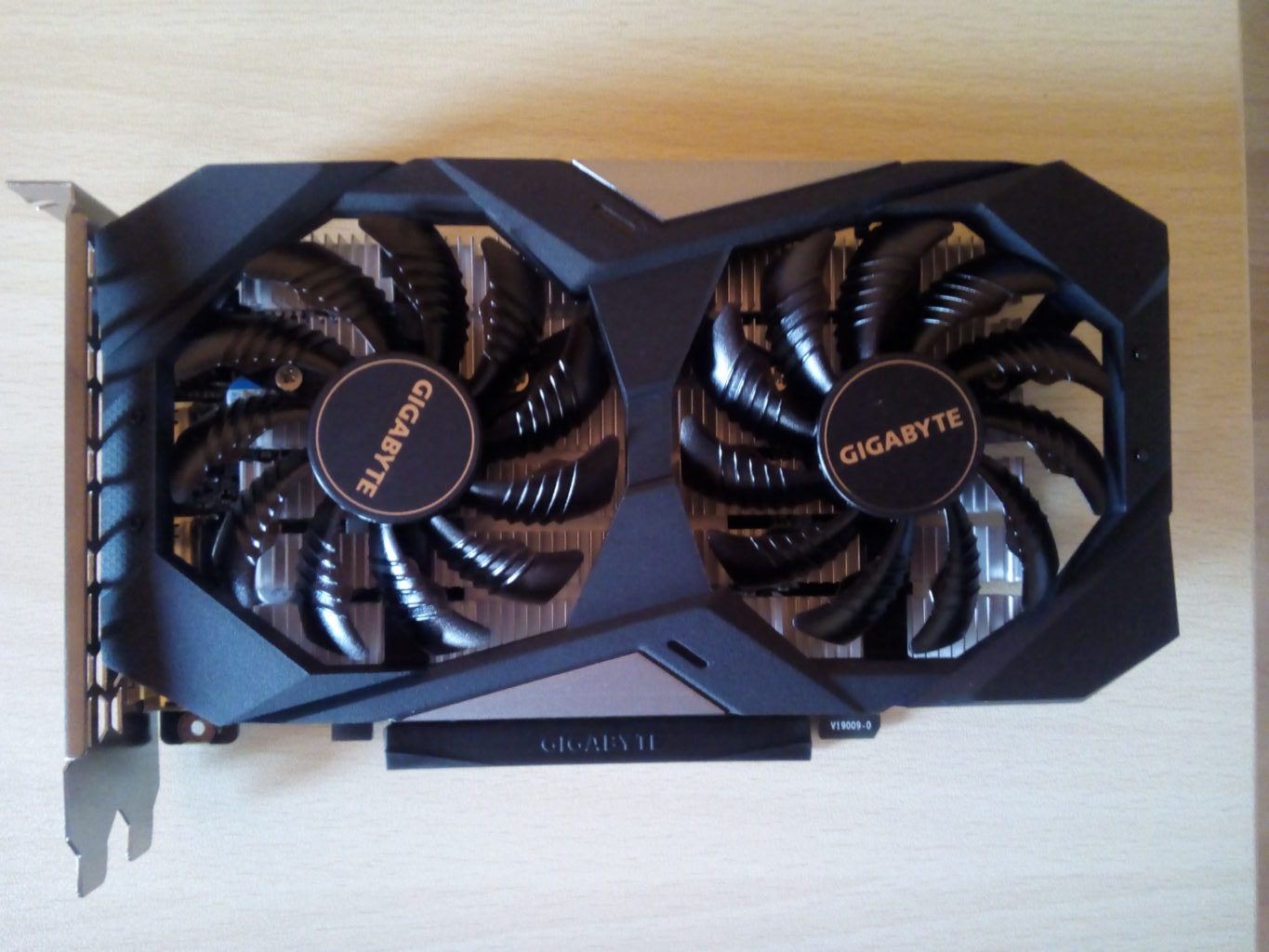 Sapphire Radeon R7 370 2GB vs. Gigabyte GTX 1650 OC 4GB