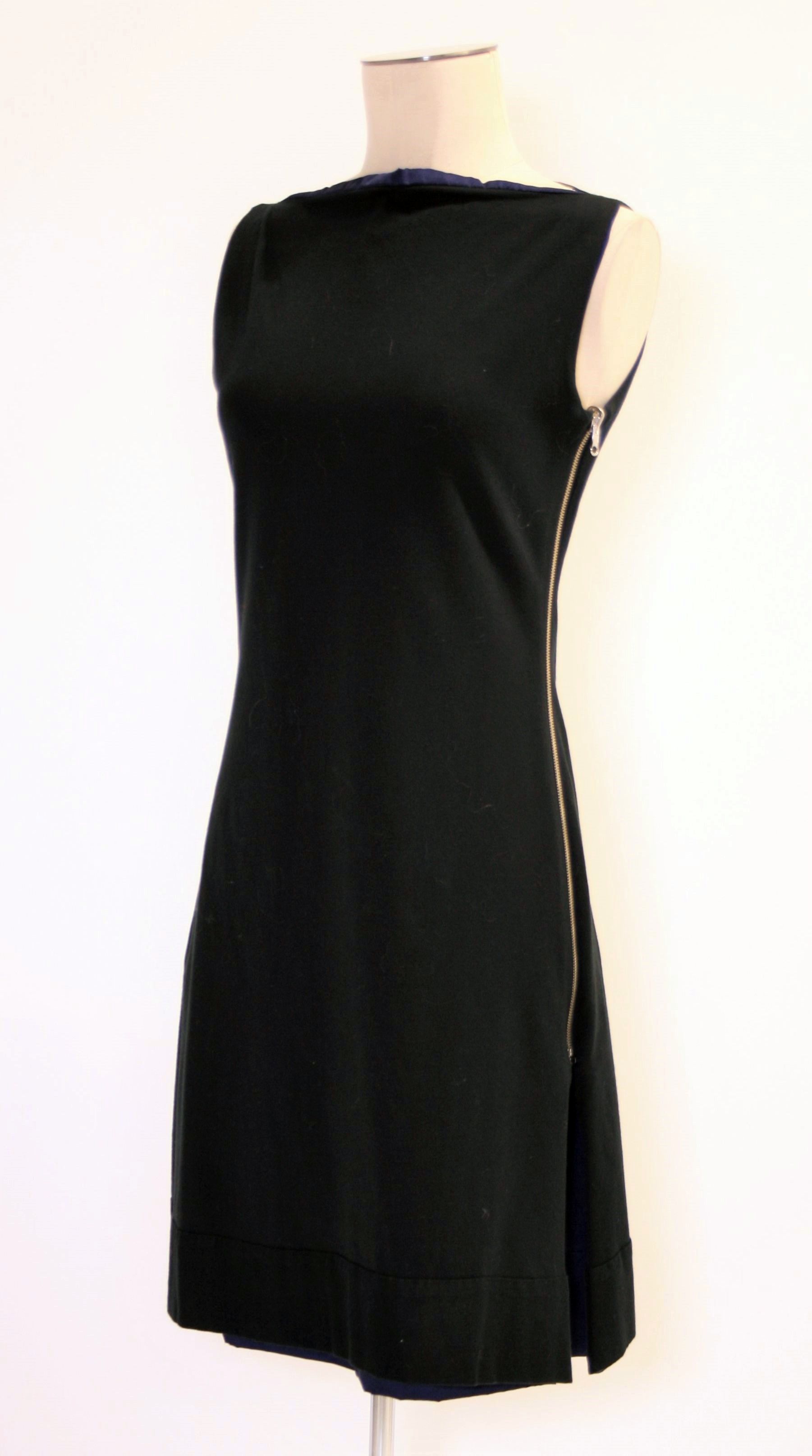 Robe troistrous réversible / Musée Mode & Dentelle Inventaire du