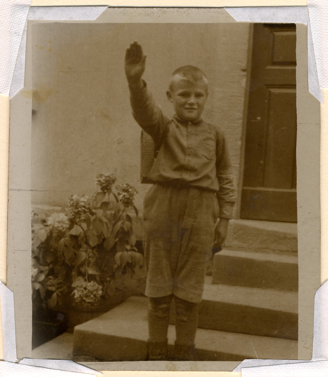 Collections Search United States Holocaust Memorial Museum