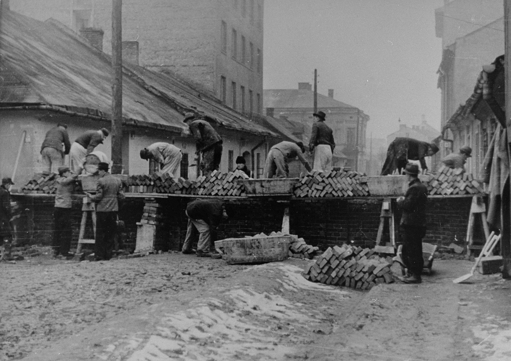 Jews at forced labor constructing the wall around the Krakow ghetto. Collections Search