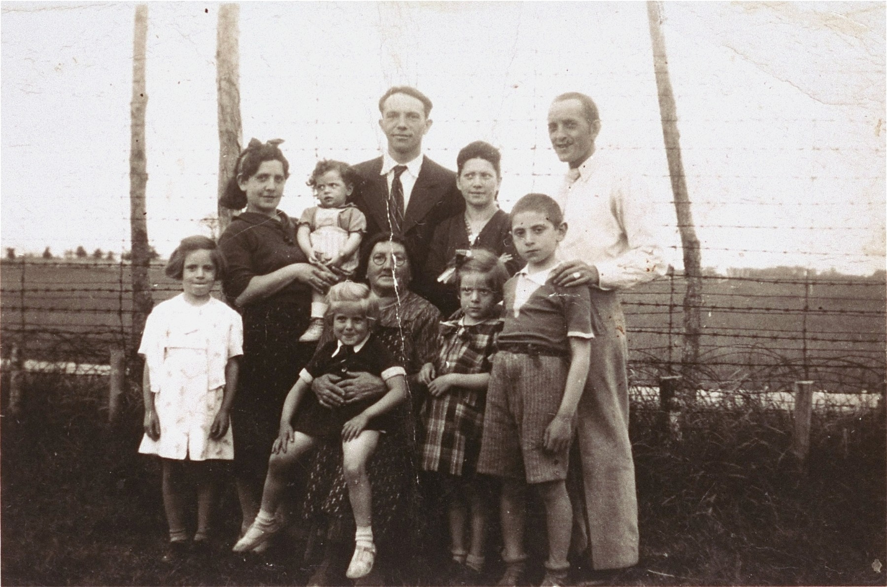 Members of the Goldstein family pose with Nechemia and Esther Kluger in