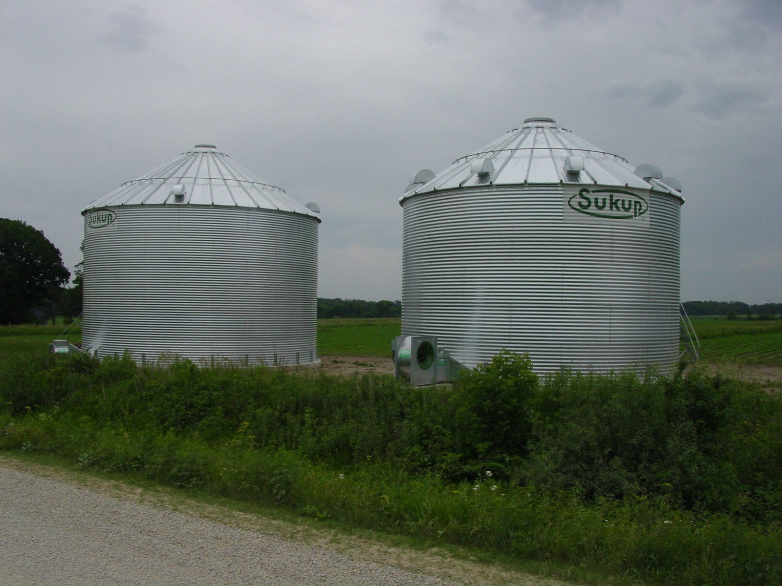 NonStiffened Farm Bins Sukup