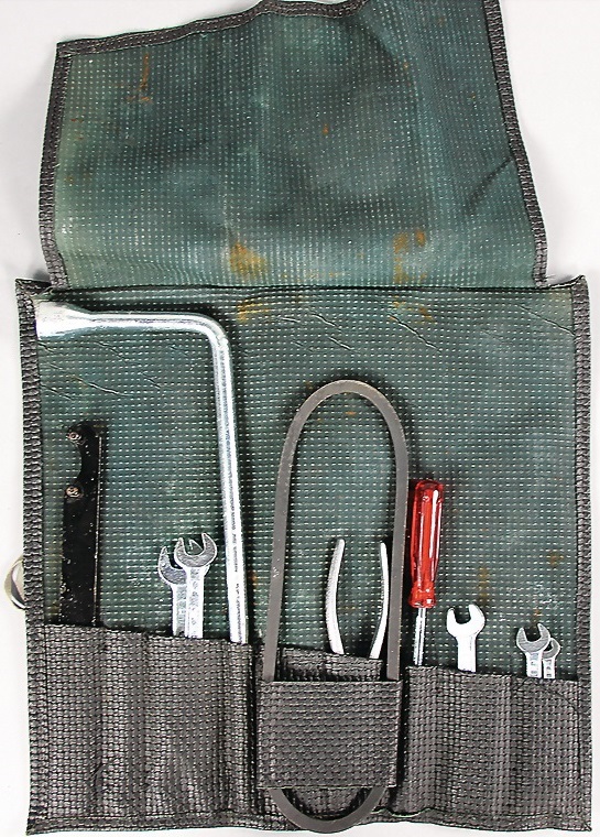 Collector Studio Fine Automotive Memorabilia 1973 Porsche 911 2.7