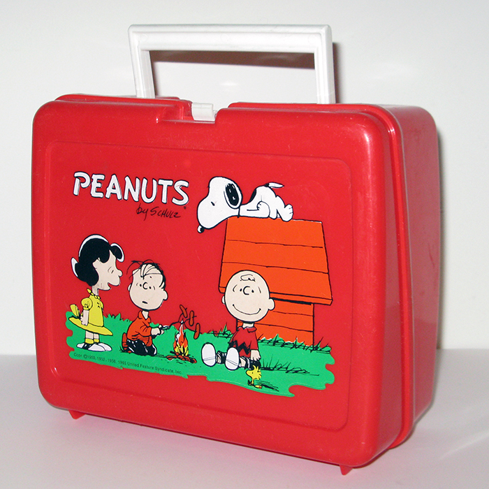 Peanuts Gang around camp fire Red Plastic Lunch Box