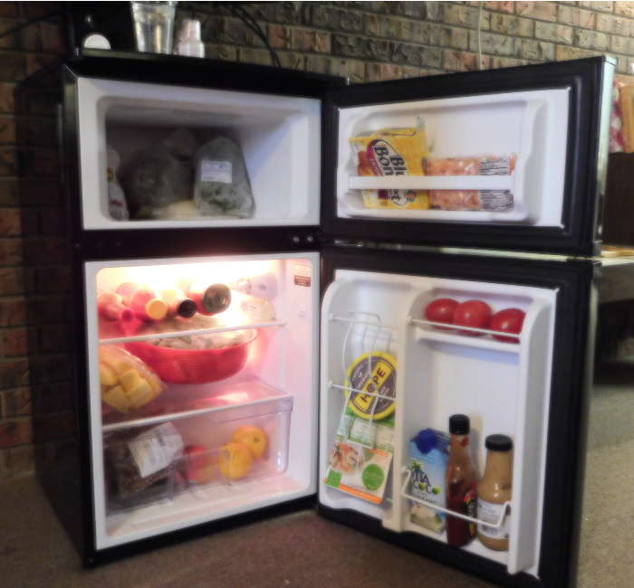 Top 5 Best Mini Fridges (With Freezer) for Dorms at College