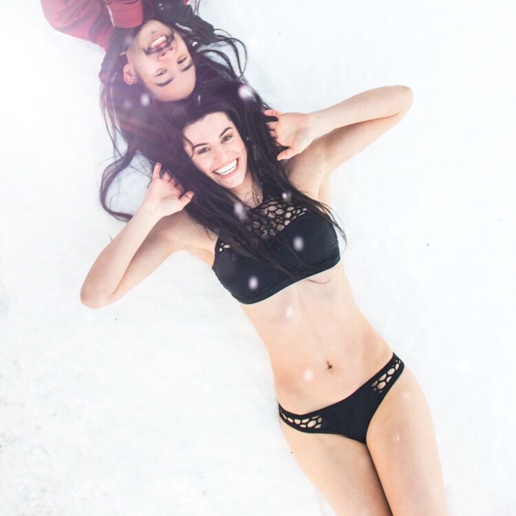 9 Hot Sexy Sorelle Amore Bikini Pics