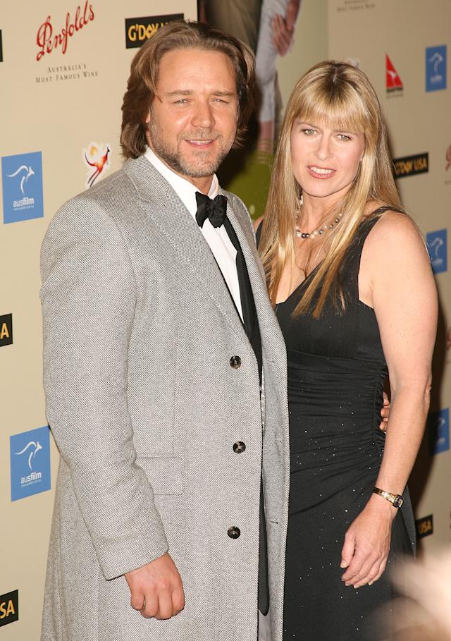 10 Hot Terri Irwin Bikini Pics