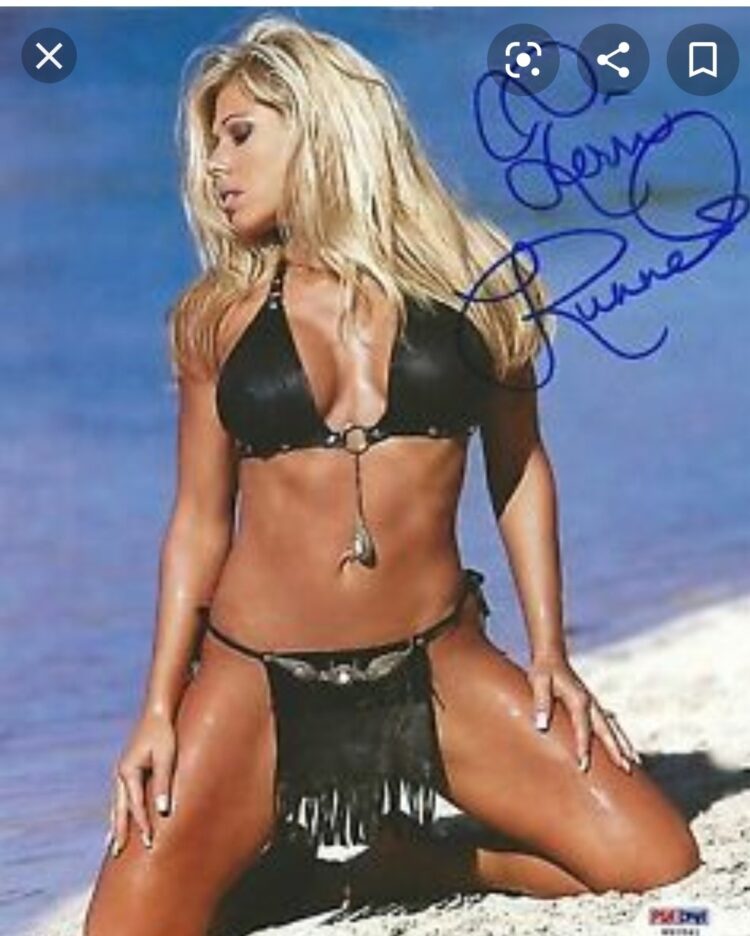 8 Hot Sexy Terri Runnels Bikini Pics
