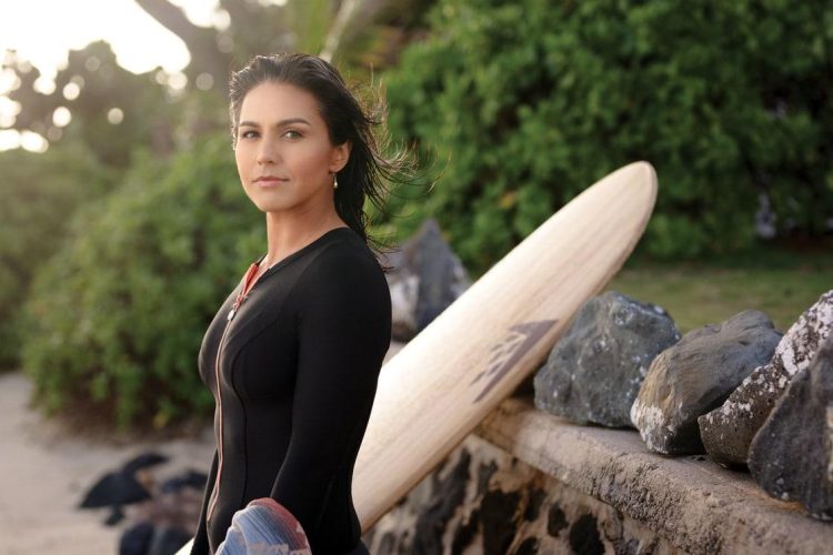 9 Hot Tulsi Gabbard Bikini Pics